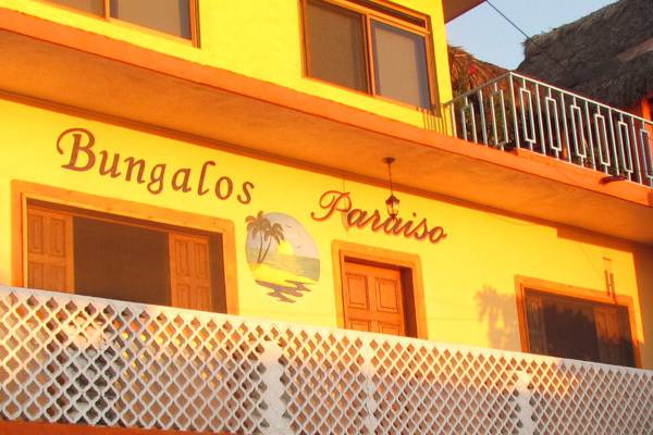 Bungalos Paraiso Building